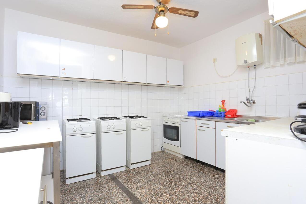 Apartments And Rooms With Parking Space Tucepi, Makarska - 5263 Dış mekan fotoğraf